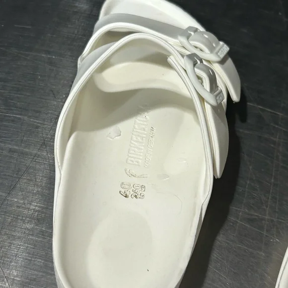 Birkenstock Sandals Women - Picture 9 of 12